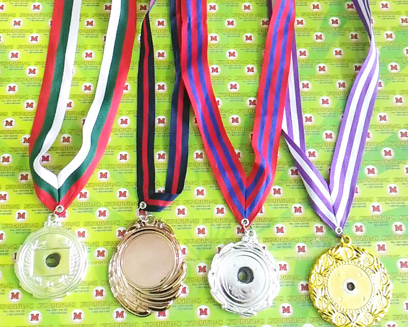 Contoh medali polos/ medali kosongan
