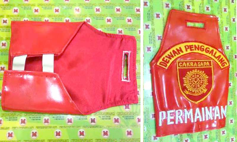 Ban lengan/ Hand Badge tampak belakang, dengan model 2 karet pengikat